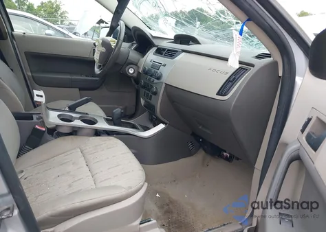 2008 Ford Focus Se/Ses z USA, uszkodzony, nr VIN 1FAHP35N68W211657